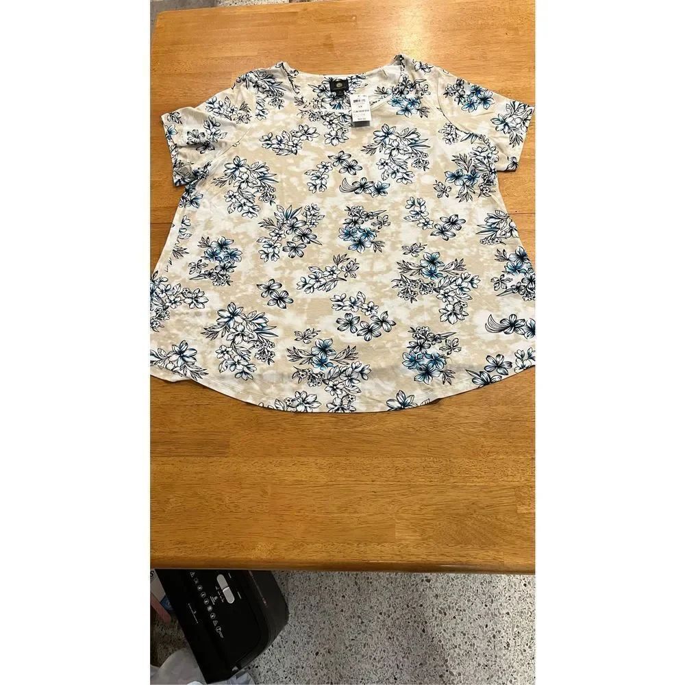 JM Collections Plus Floral Tee WOMENS Size 3X New P1-138